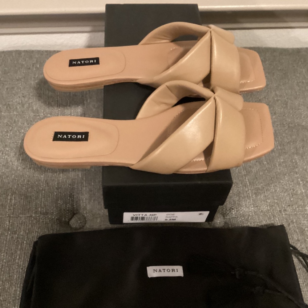 Natori Vitta Slide Sandal (Women) 9.5M - Picture 10 of 11
